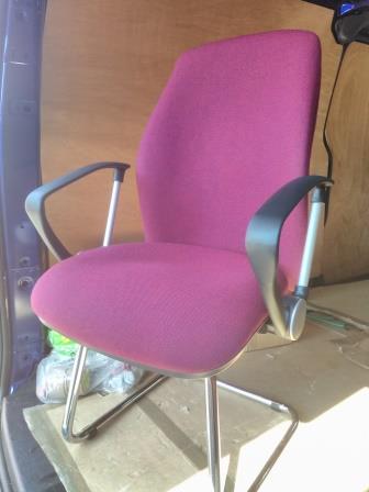 Eton cantilever frame visitor meeting chair